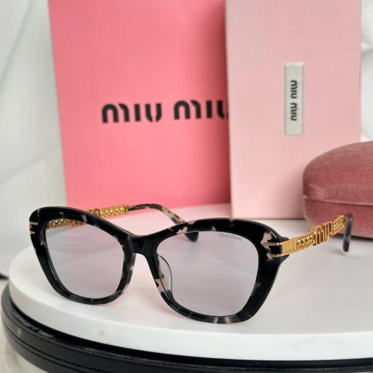 Picture of Miu Miu Sunglasses _SKUfw79165839fw
